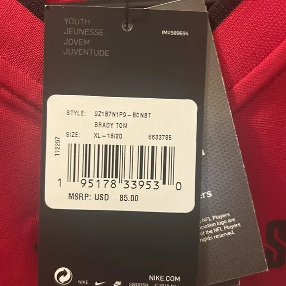 Nike Red Buccaneers Football Jersey Youth Size XL - Picture 9 of 9